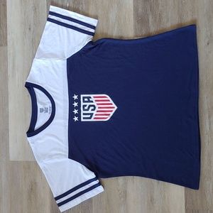 NWOT Team USA Soccer Women's Graphic T-Shirt Size XXL